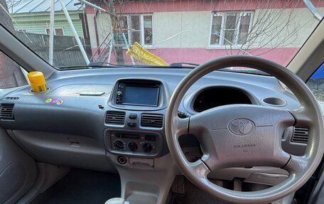 Toyota Corolla Spacio II, 1997 год, 250 000 рублей, 5 фотография