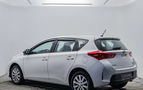 Toyota Auris II, 2013 год, 1 070 000 рублей, 3 фотография