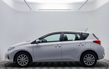 Toyota Auris II, 2013 год, 1 070 000 рублей, 2 фотография