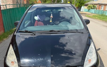 Mitsubishi Colt VI рестайлинг, 2005 год, 290 000 рублей, 2 фотография