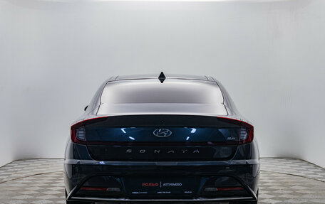 Hyundai Sonata VIII, 2021 год, 2 700 000 рублей, 4 фотография