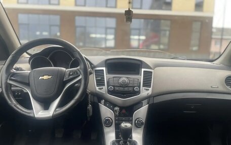 Chevrolet Cruze II, 2012 год, 730 000 рублей, 10 фотография