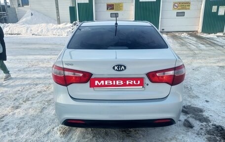 KIA Rio III рестайлинг, 2015 год, 750 000 рублей, 9 фотография