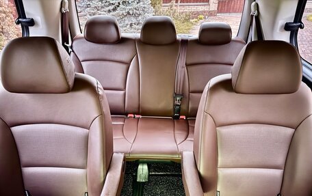 Hyundai Grand Starex Grand Starex I рестайлинг 2, 2019 год, 3 700 000 рублей, 22 фотография