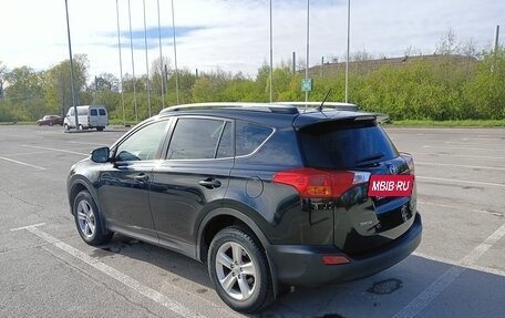 Toyota RAV4, 2014 год, 1 990 000 рублей, 2 фотография
