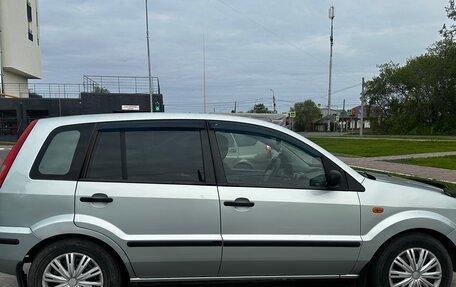 Ford Fusion I, 2004 год, 355 000 рублей, 3 фотография