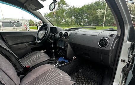 Ford Fusion I, 2004 год, 355 000 рублей, 8 фотография