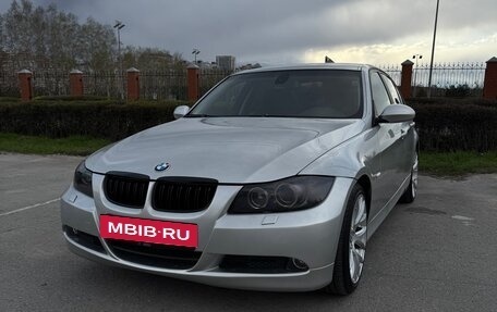 BMW 3 серия, 2007 год, 1 100 000 рублей, 10 фотография