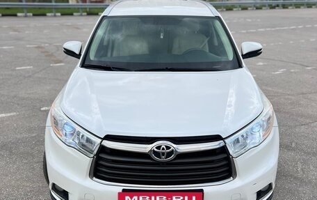 Toyota Highlander III, 2014 год, 3 199 000 рублей, 6 фотография