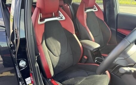 Toyota Corolla, 2020 год, 1 990 000 рублей, 10 фотография