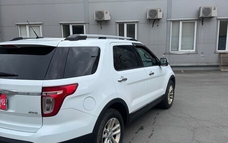 Ford Explorer VI, 2013 год, 1 400 000 рублей, 3 фотография