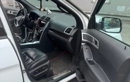 Ford Explorer VI, 2013 год, 1 400 000 рублей, 10 фотография
