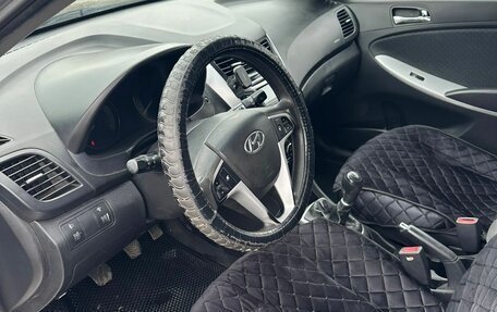 Hyundai Solaris II рестайлинг, 2012 год, 595 000 рублей, 8 фотография