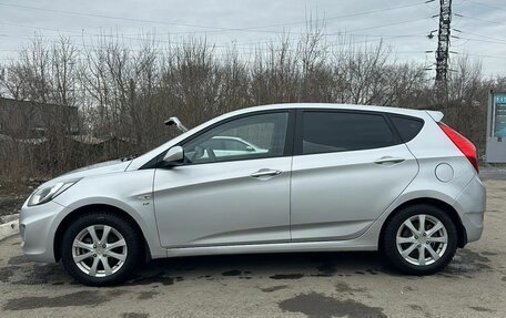 Hyundai Solaris II рестайлинг, 2012 год, 595 000 рублей, 4 фотография