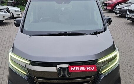 Honda Stepwgn IV, 2019 год, 2 550 000 рублей, 2 фотография