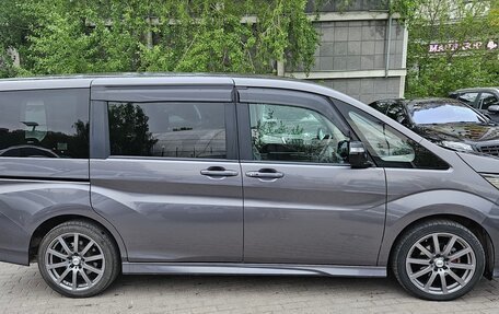 Honda Stepwgn IV, 2019 год, 2 550 000 рублей, 6 фотография
