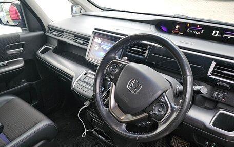 Honda Stepwgn IV, 2019 год, 2 550 000 рублей, 11 фотография