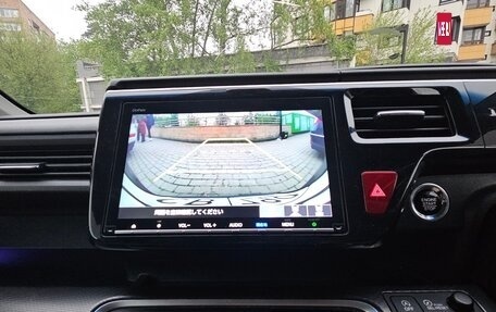 Honda Stepwgn IV, 2019 год, 2 550 000 рублей, 15 фотография