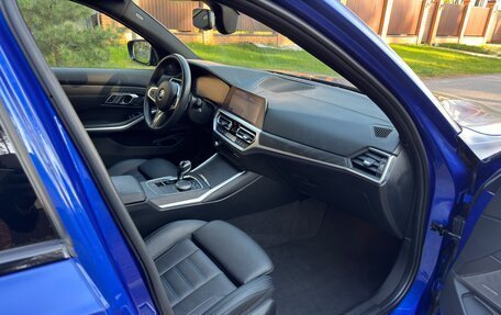 BMW 3 серия, 2020 год, 3 870 000 рублей, 31 фотография