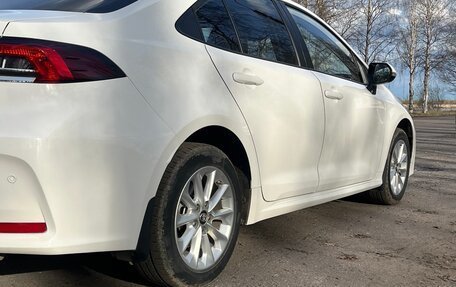 Toyota Corolla, 2021 год, 2 350 000 рублей, 10 фотография