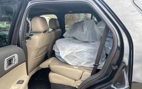 Ford Explorer VI, 2012 год, 2 100 000 рублей, 8 фотография