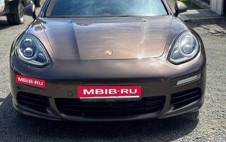 Porsche Panamera II рестайлинг, 2013 год, 2 450 000 рублей, 2 фотография