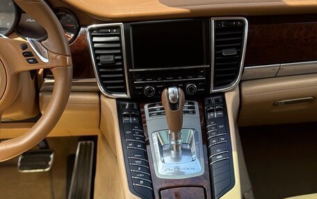 Porsche Panamera II рестайлинг, 2013 год, 2 450 000 рублей, 11 фотография