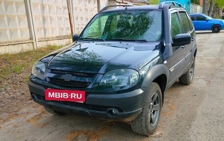 Chevrolet Niva I рестайлинг, 2017 год, 700 000 рублей, 2 фотография
