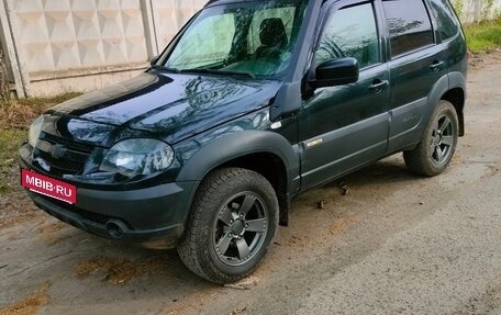 Chevrolet Niva I рестайлинг, 2017 год, 700 000 рублей, 7 фотография