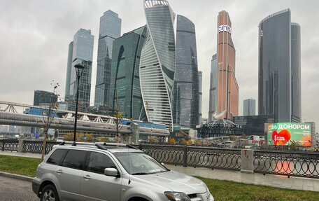 Mitsubishi Outlander III рестайлинг 3, 2003 год, 510 000 рублей, 3 фотография