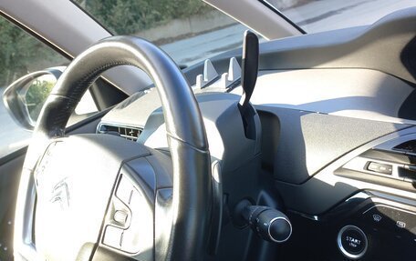Citroen C4 Picasso II рестайлинг, 2017 год, 1 400 000 рублей, 9 фотография