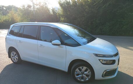 Citroen C4 Picasso II рестайлинг, 2017 год, 1 400 000 рублей, 22 фотография