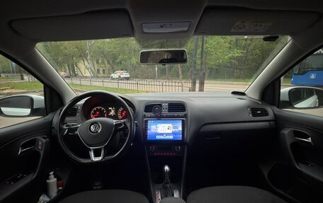 Volkswagen Polo VI (EU Market), 2016 год, 960 000 рублей, 10 фотография