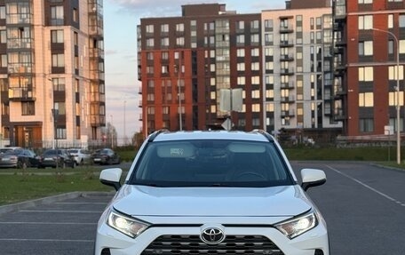 Toyota RAV4, 2020 год, 2 фотография