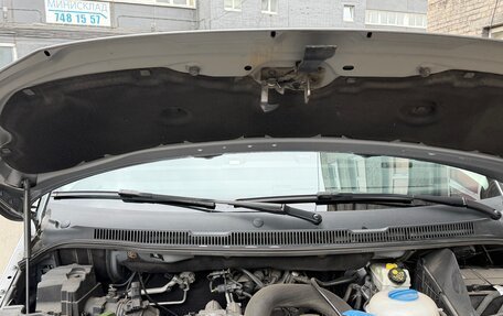 Volkswagen Caravelle T6 рестайлинг, 2017 год, 3 490 000 рублей, 17 фотография