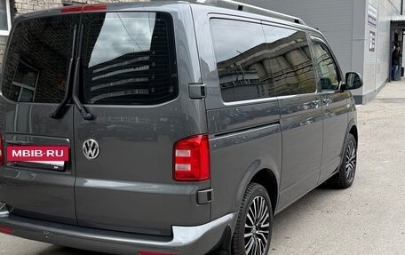Volkswagen Caravelle T6 рестайлинг, 2017 год, 3 490 000 рублей, 14 фотография