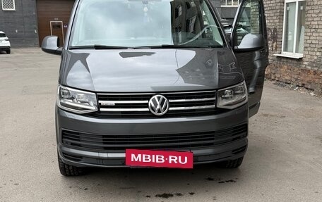 Volkswagen Caravelle T6 рестайлинг, 2017 год, 3 490 000 рублей, 16 фотография
