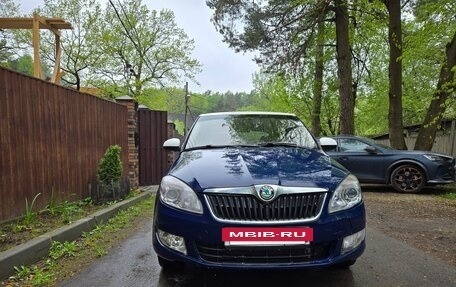 Skoda Fabia II, 2011 год, 450 000 рублей, 2 фотография
