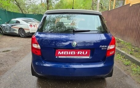 Skoda Fabia II, 2011 год, 450 000 рублей, 3 фотография