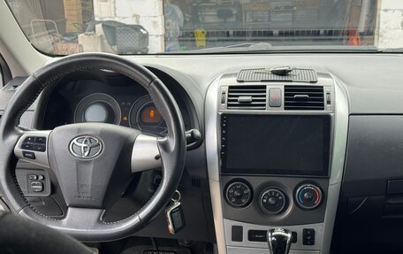 Toyota Corolla, 2011 год, 1 100 000 рублей, 11 фотография