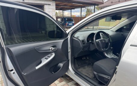 Toyota Corolla, 2011 год, 1 100 000 рублей, 8 фотография