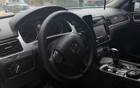 Volkswagen Touareg III, 2014 год, 2 800 000 рублей, 4 фотография