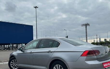 Volkswagen Passat B8 рестайлинг, 2021 год, 2 600 000 рублей, 6 фотография