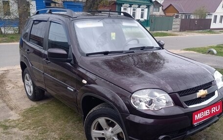 Chevrolet Niva I рестайлинг, 2013 год, 560 000 рублей, 1 фотография