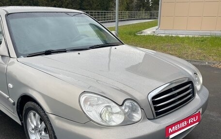 Hyundai Sonata IV рестайлинг, 2004 год, 260 000 рублей, 8 фотография