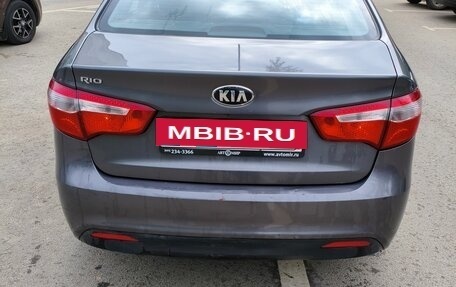 KIA Rio III рестайлинг, 2014 год, 800 000 рублей, 4 фотография