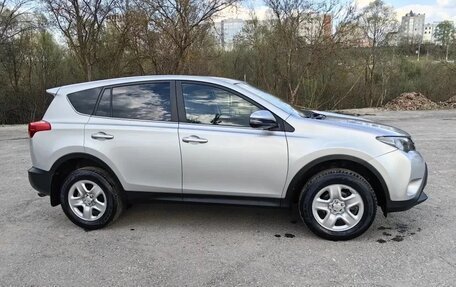 Toyota RAV4, 2015 год, 2 550 000 рублей, 5 фотография