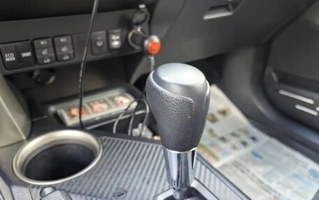 Toyota RAV4, 2015 год, 2 550 000 рублей, 16 фотография