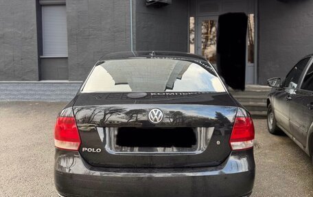 Volkswagen Polo VI (EU Market), 2012 год, 650 000 рублей, 2 фотография