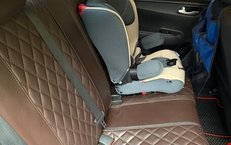 KIA Rio IV, 2019 год, 1 100 000 рублей, 6 фотография